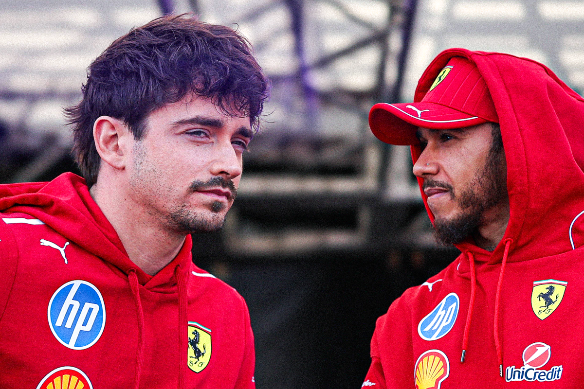 Ferrari nu are încredere în Lewis Hamilton după schimbarea de pilot din Marele Premiu al Austriei Ultima decizie a Scuderiei Ferrari privind schimbarea piloților pentru Marele Premiu al Austriei lasă să se întrevadă un posibil semn de neîncredere în nivelul actual de performanță al septuplului campion mondial Lewis Hamilton. Echipa a confirmat că Charles Leclerc va absenta din prima sesiune de antrenamente libere (FP1) de la Spielberg, urmând să fie înlocuit de tânărul Dino Beganovic. Acesta va bifa astfel a doua sa apariție în Formula 1, după ce a debutat în FP1 la Marele Premiu al Bahrainului, la începutul sezonului. Conform noului regulament introdus în 2025, fiecare echipă este obligată să ofere oportunități piloților debutanți în cel puțin două sesiuni FP1 pentru fiecare monopost, față de o singură sesiune în sezonul precedent. În mod logic, echipele ar putea alterna între cei doi piloți principali, astfel încât ambii să ofere loc debutanților pe rând. Ferrari, însă, a ales să-l „sacrifice” de două ori deja pe Leclerc în primele 11 sesiuni FP1 ale sezonului. Asta înseamnă că, pentru a respecta regulamentul, Hamilton va trebui să cedeze locul în două sesiuni din a doua parte a campionatului. Această decizie pare să reflecte modul în care Ferrari își percepe în acest moment cei doi piloți. Hamilton are un început de sezon dificil, mai ales în calificări, în încercarea sa de a se acomoda cu noua echipă și cu monopostul SF-25. Echipa ar putea considera important ca britanicul să participe la cât mai multe sesiuni în prima jumătate a sezonului, tocmai din cauza instabilității arătate până acum. Dificultățile lui Hamilton în debutul sezonului De unde provine această aparentă lipsă de încredere și de ce Leclerc pare mai capabil să se descurce chiar și cu o sesiune în minus? Un prim răspuns este experiența: Leclerc se află la Ferrari din 2019 și este perfect familiarizat cu structura internă a echipei, cu inginerii și cu stilul de lucru. În schimb, pentru Hamilton totul este nou, iar adaptarea pare să întârzie. În plus, diferența din clasamentul piloților este grăitoare: Hamilton se află la 25 de puncte în spatele lui Leclerc și nu a urcat pe podium în nicio cursă din 2025, în timp ce monegascul are deja trei clasări în top 3. Hamilton l-a depășit în calificări pe Leclerc doar de trei ori în acest sezon, fiind adesea nevoit să recupereze poziții în cursă din cauza unor sesiuni de calificare modeste. În acest context, strategia Ferrari poate fi una prudentă. În momentul în care Hamilton va trebui să cedeze locul unui debutant în FP1, echipa speră că britanicul își va fi regăsit forma și încrederea, iar integrarea sa în echipă va fi completă. Până acum însă, nu pare a fi cazul. Hamilton a oferit recent mai multe interviuri în care și-a exprimat frustrarea legată de lipsa îmbunătățirilor la monopost și de dificultățile de adaptare. Tonul său a fost adesea apăsat și lipsit de optimism. Va fi afectat Leclerc de lipsa sesiunii? Teoretic, Hamilton poate amâna cedarea locului în FP1 până la cursele cu numărul 23 și 24 ale sezonului, moment în care ar putea chiar aprecia o pauză după un calendar obositor. Leclerc, în schimb, se confruntă cu un nou weekend perturbat de absența din FP1, după episoadele similare din Bahrain și Canada. În Canada, Leclerc a abandonat devreme în FP1, ceea ce a dus la pierderea întregii sesiuni FP2, deoarece echipa nu a reușit să-i repare la timp monopostul. Rezultatul? A fost depășit în calificări de Hamilton și a plecat în cursă de pe locul 8. În Bahrain, înlocuirea sa cu Beganovic nu a avut însă urmări negative: Leclerc a reușit totuși să-l depășească pe Hamilton în calificări și să pornească de pe poziția a treia pe grilă. Weekendul din Austria rămâne un nou test pentru ambii piloți: Leclerc va încerca din nou să compenseze lipsa unei sesiuni, în timp ce Hamilton are nevoie de câteva prestații solide și constante pentru ca Ferrari să prindă curaj și să înceapă să își respecte cota de debutanți și în monopostul său.