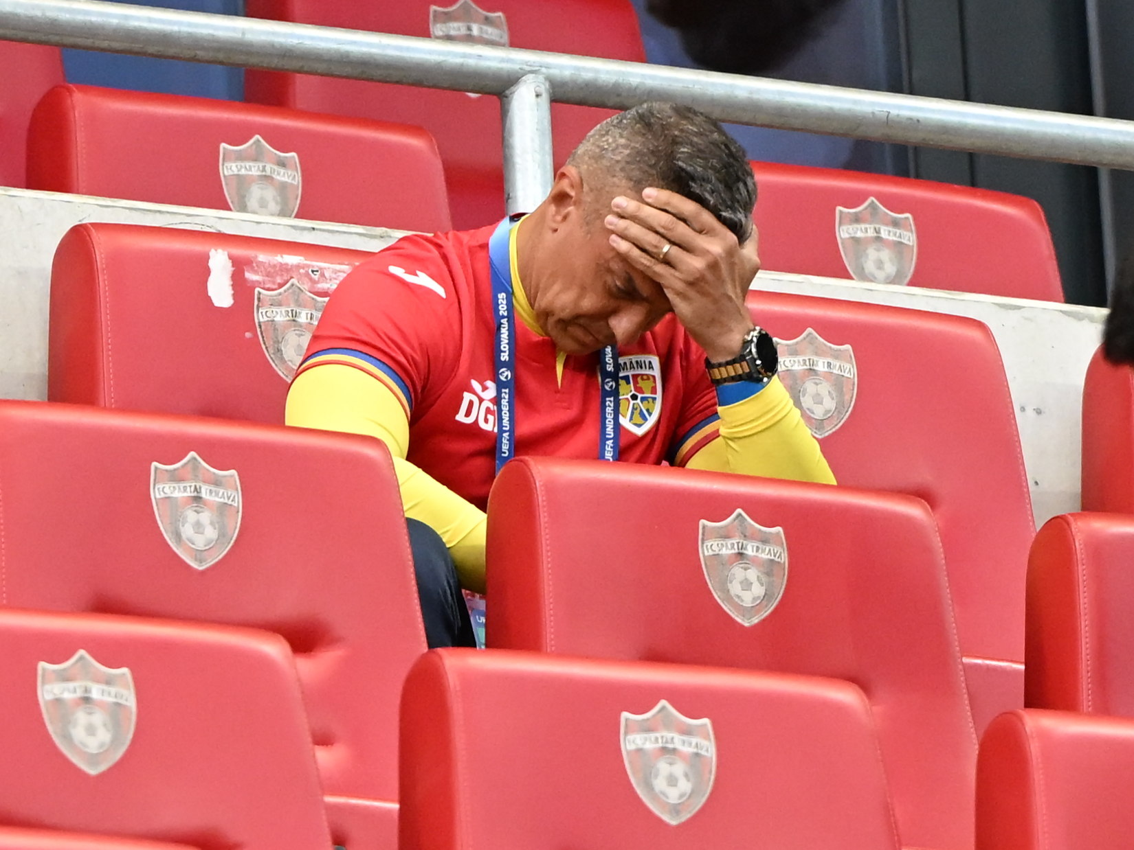Daniel Pancu in tribuna la meciul de fotbal dintre Italia U21 si Romania U21, din cadrul UEFA EURO U21 2025, desfasurat pe Stadionul Anton Malatinský din Trnava, miercuri 11 iunie 2025. © FOTO:Razvan Pasarica/SPORT PICTURES