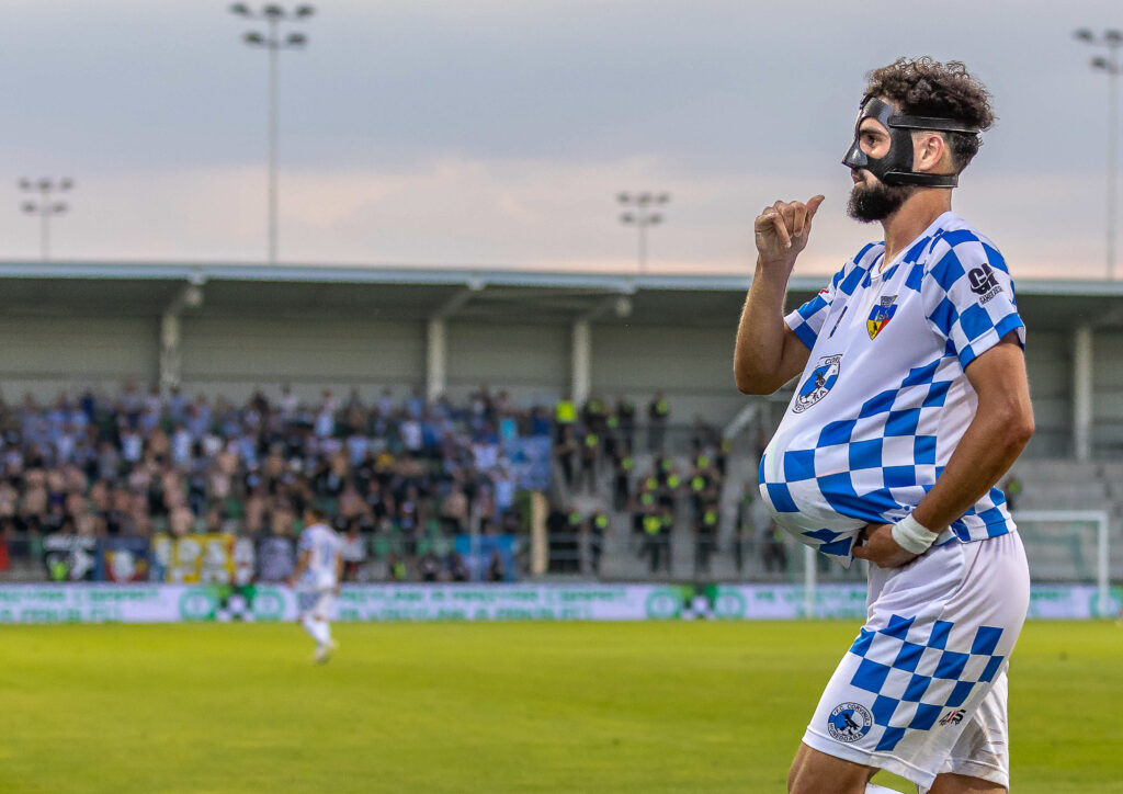 Marius Lupu, celebrand golul in meciul din prima runda de calificare in Europa League, Paksi vs Corvinul, foto Emil Sebastian Popescu/SportPulse