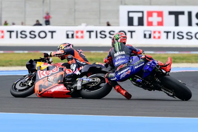 Enea Bastianini (KTM) si Fabio Quartararo (Yamaha) implicati in accident, foto Imago
