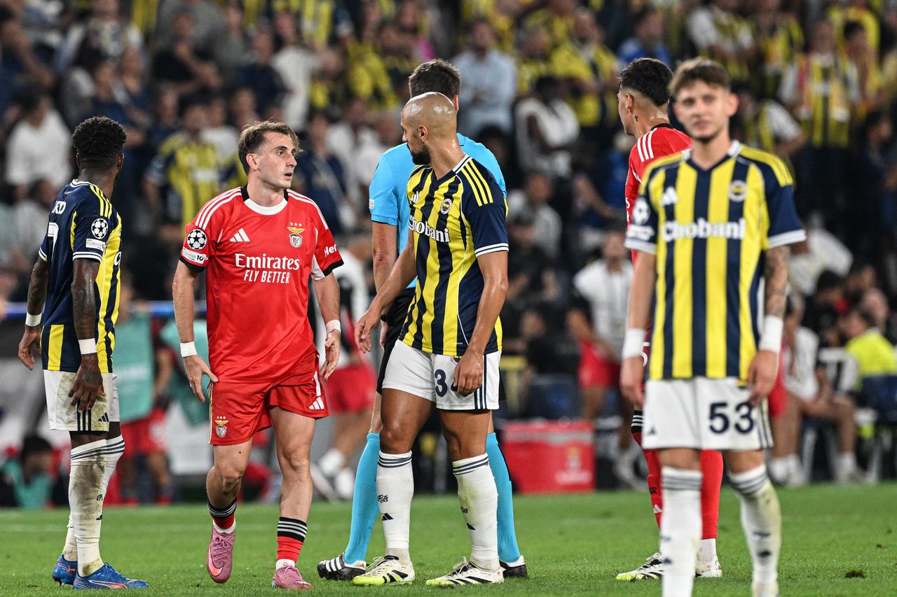 Fenerbahce vs Benfica, foto Turkiye today