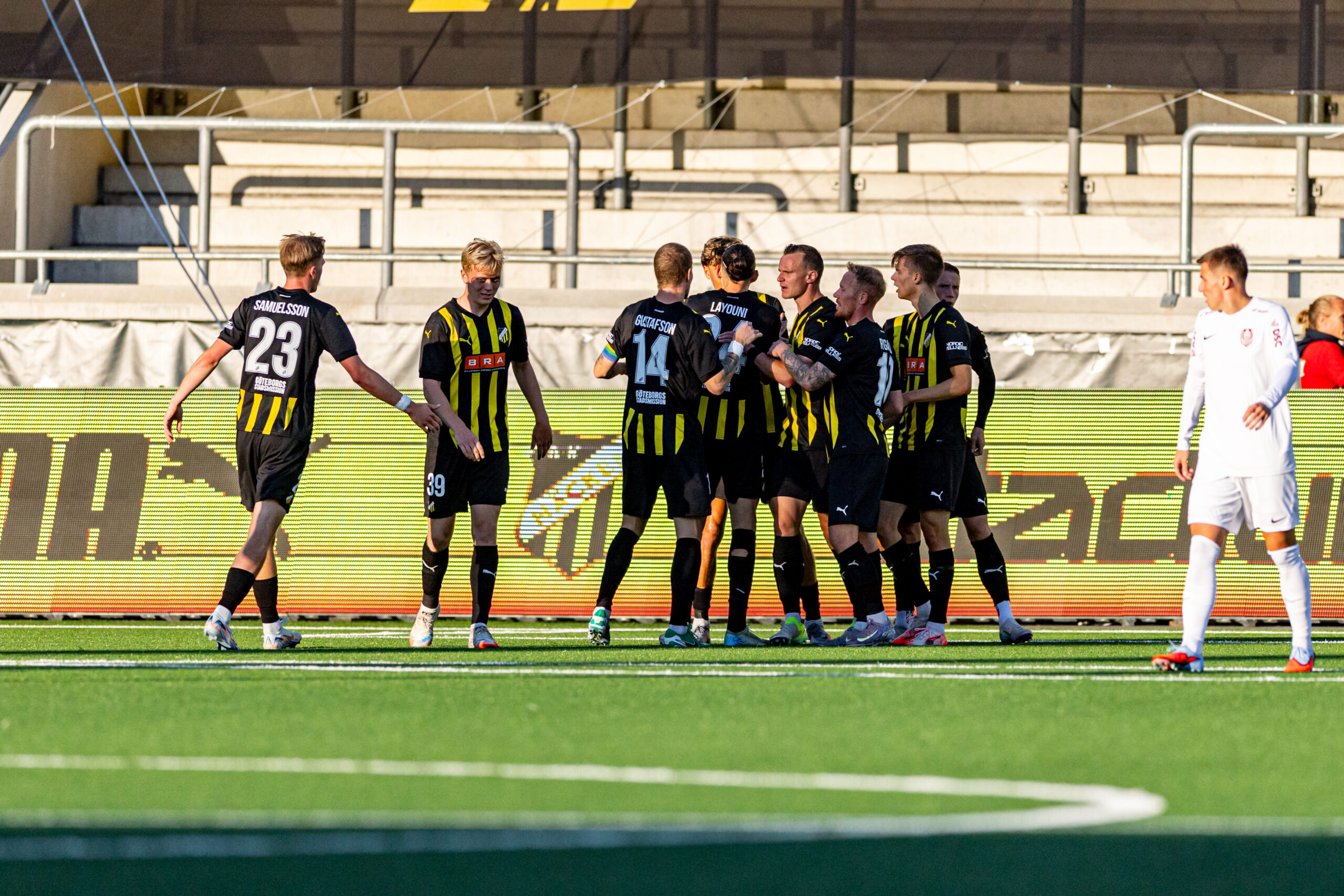 Jucatorii lui BK Hacken celebrand, foto :Horvath Tamas/SportPulse