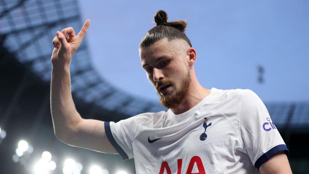 Radu Dragusin, Tottenham, FOTO/IMAGO