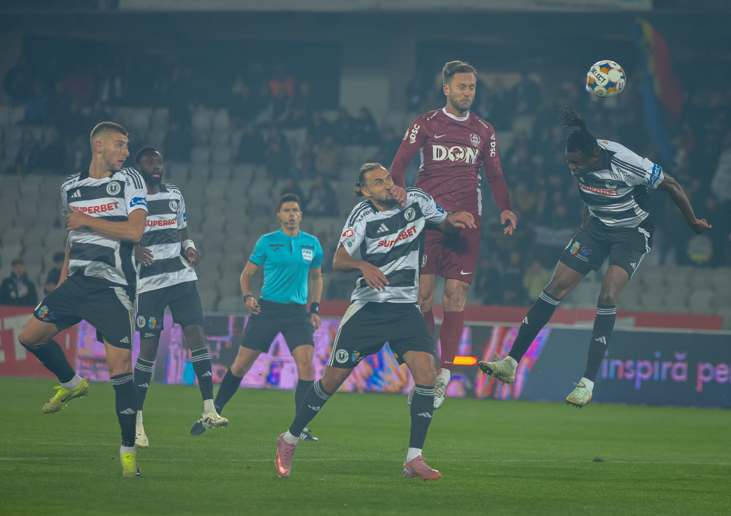Damjan Dokovic de la CFR Cluj, marcand primul gol in meciul de fotbal dintre U Cluj si CFR Cluj, din cadrul Superligii Superbet, desfasurat pe Stadionul Cluj Arena din Cluj-Napoca, luni 29 septembrie 2025. FOTO: Emil-Sebastian Popescu/SportPulse
