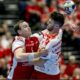 Langaro (dreapta) a marcat golul cu numărul 3000 al celor de la Dinamo în grupele Ligii Campionilor / Foto: aalborghaandbold.dk