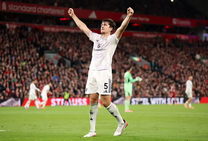 Harry Maguire de la Man United, celebrand golul marcat in meciul dintre Liverpool vs Man United, FOTO: IMAGO
