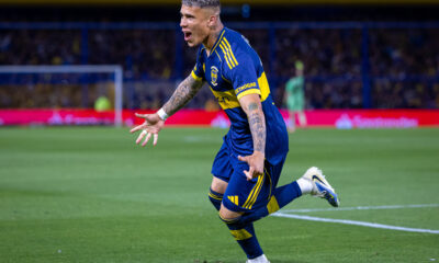 Ayrton Costa de la Boca Juniors celebrand golul in meciul desfasurat pe Stadionul La Bombonera, Buenos Aires, Argentina, FOTO: Emil-Sebastian Popescu/SportPulse