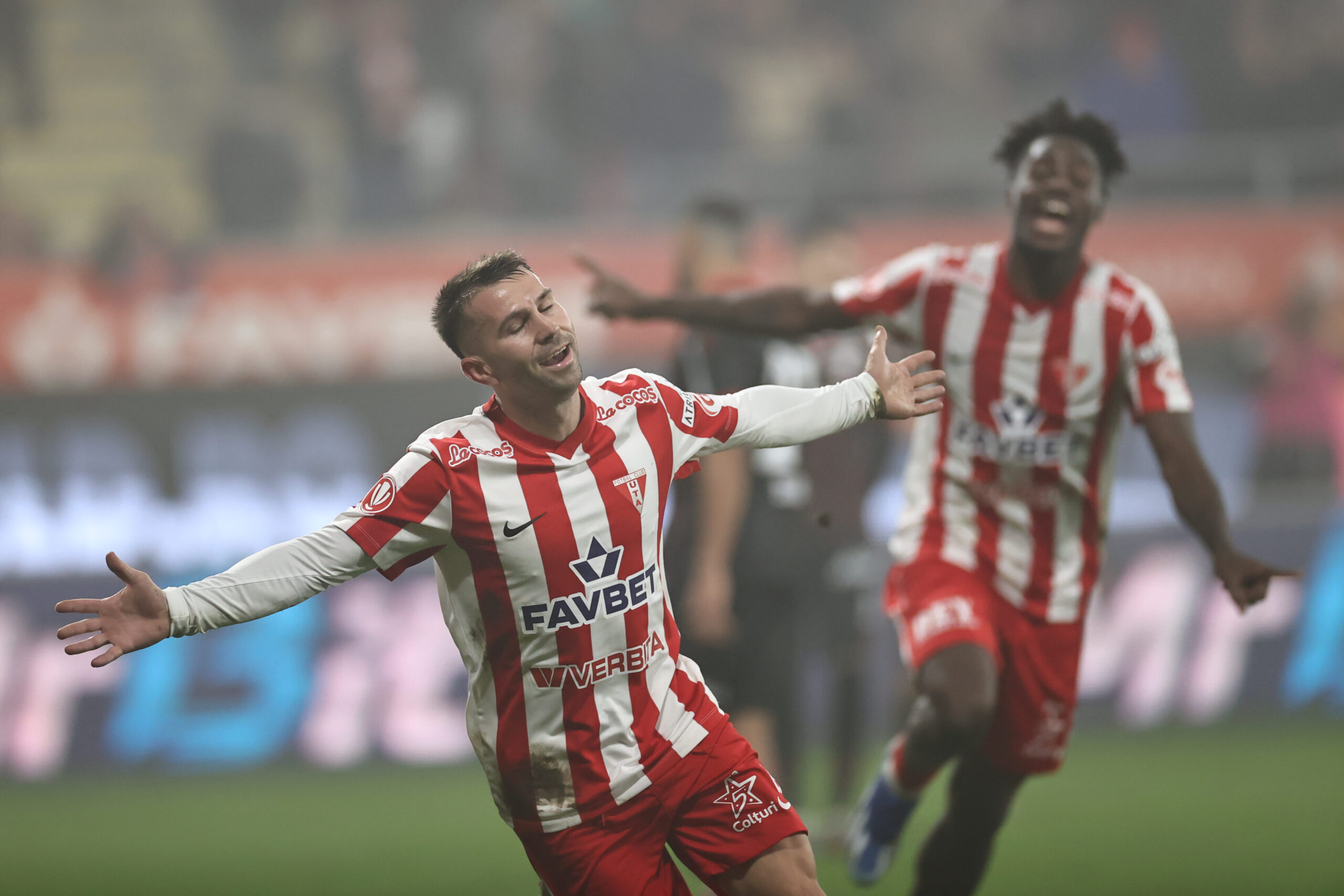 Alin Roman se bucura dupa un gol marcat © FOTO:Sebastian Tataru/SPORT PICTURES
