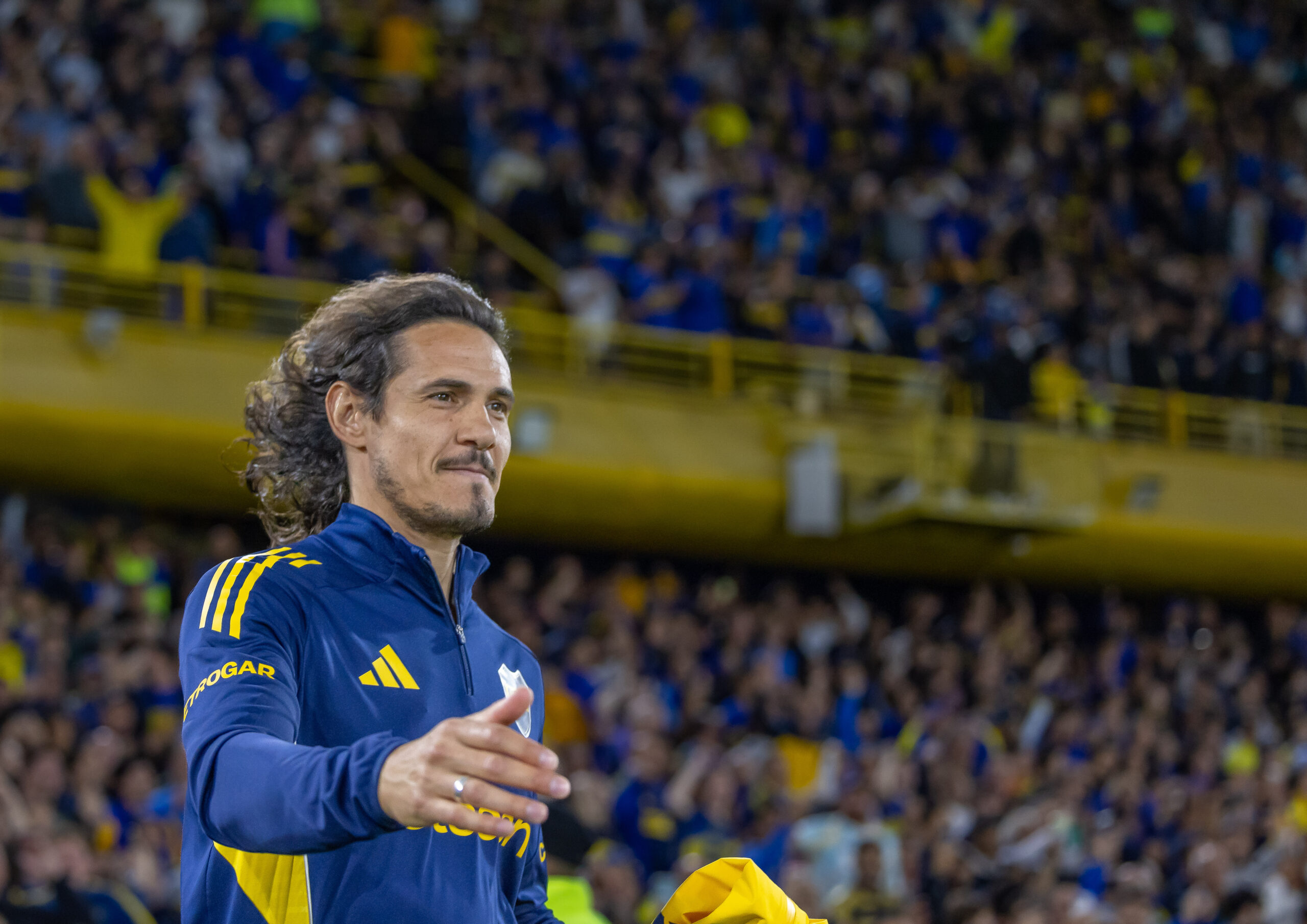 Edison Cavani de la Boca Juniors, inaintea meciului de fotbal din Clausura etapa 16, Club Atletico Boca Juniors si Club Atletico Tigre desfasurat pe Stadionul La Bombonera, Buenos Aires, Argentina, FOTO: Emil-Sebastian Popescu/SportPulse