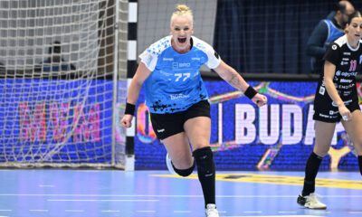 Crina Elena Pintea se bucura dupa un gol marcat, FOTO:Razvan Pasarica/SPORT PICTURES