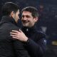 Cristian Chivu imbratisandu-se cu Mikel Arteta inaintea meciului de Champions League dintre FC Internazionale v Arsenal FC, FOTO/IMAGO