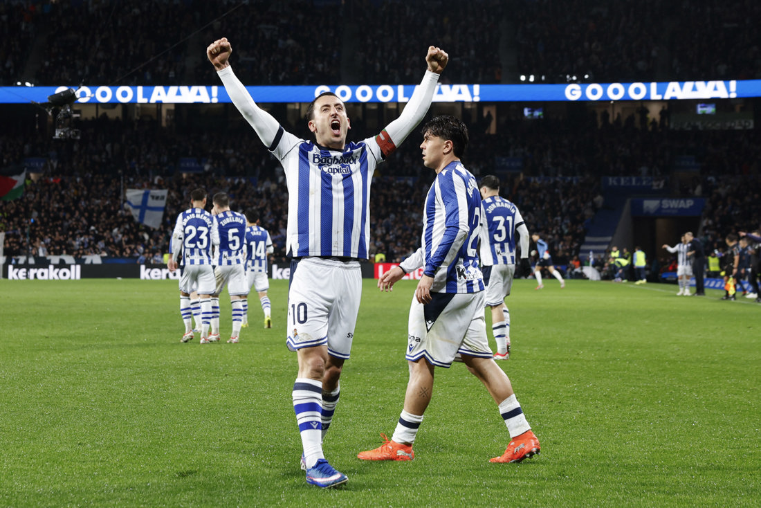 Jucatorul lui Real Sociedad, Mikel Oyarzabal celebrand golul marcat , FOTO/El Comentario