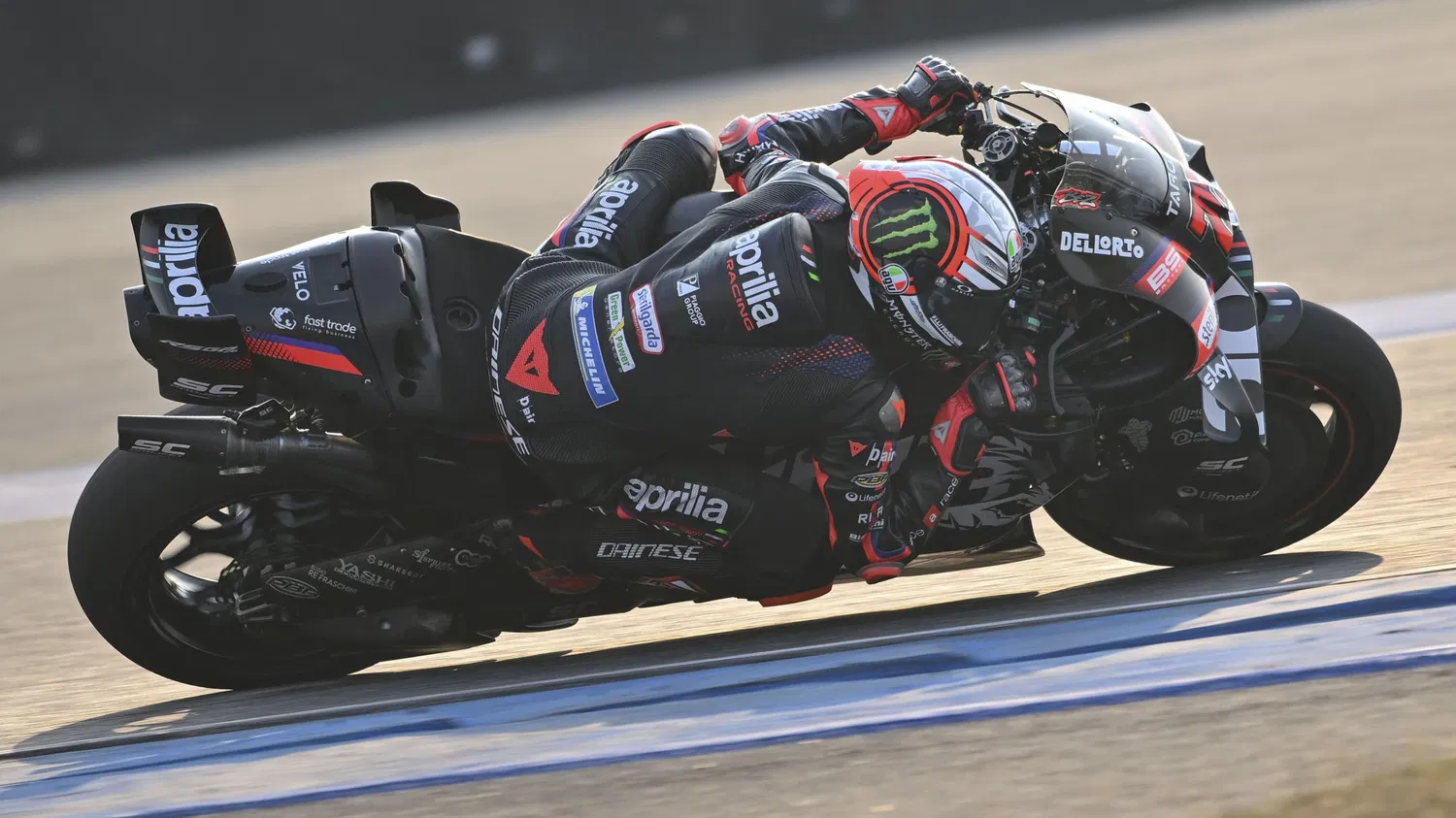 Marco Bezzecchi, Aprilia Racing, teste 2026 Buriram, FOTO:Gold and Goose