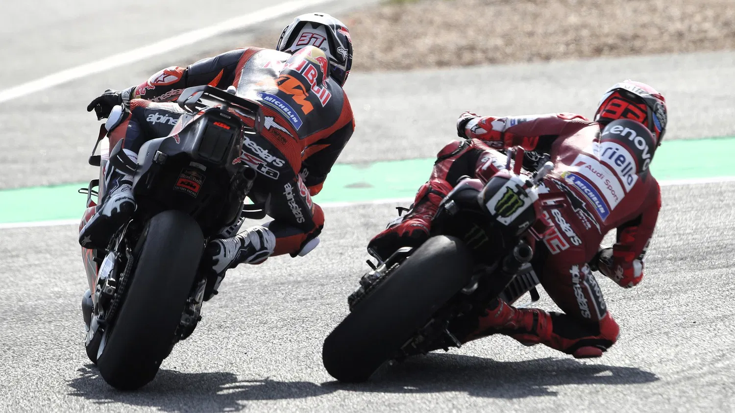 Pedro Acosta si Marc Marquez in duel, Thai MotoGp, FOTO:Gold&Goose