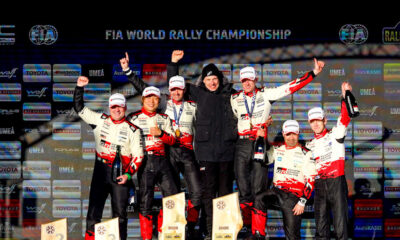 Elfyn Evans si Scott Martin, alaturi de echipa Toyota Gazoo Racing pe podiumul Sweden Rally, FOTO/WRC