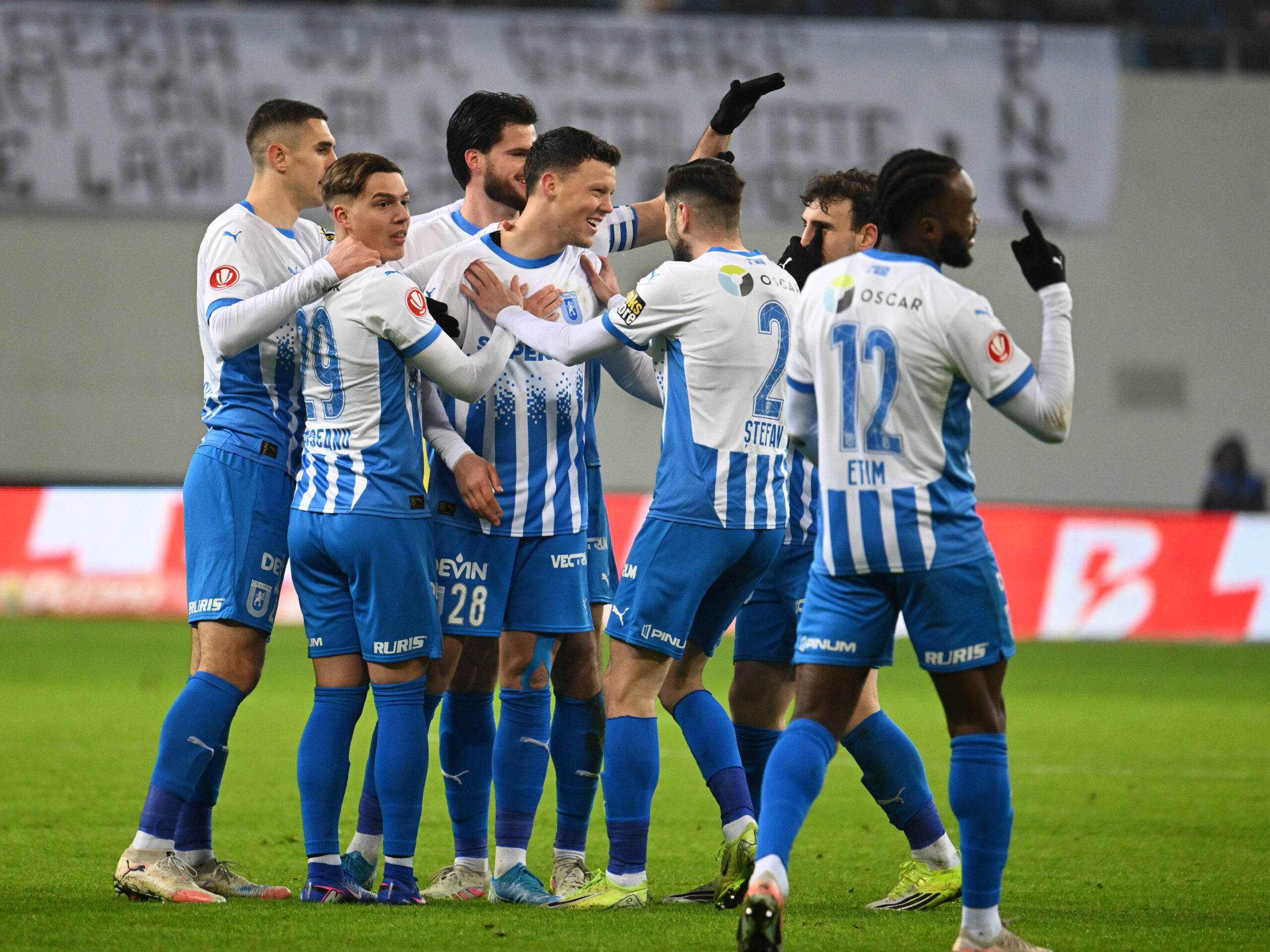 Bucurie a fotbalistilor craioveni © FOTO:Razvan Pasarica/SPORT PICTURES