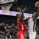 Guzman de la U-BT Cluj marcand un cos de doua puncte in partida dintre UBT CLuj vs Steau Rosie Belgrad, FOTO/ Ciprian Daniel Pop/SportPulse