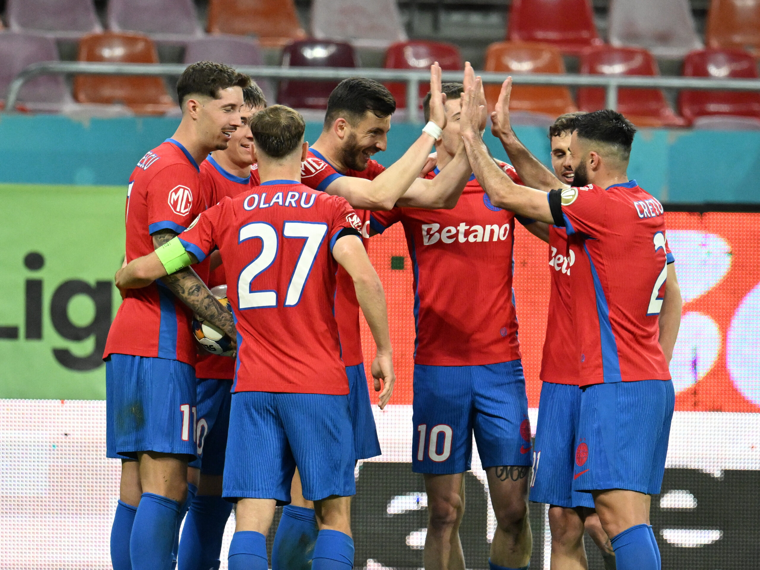 Bucurie a jucatorilor lui FCSB, FOTO:Razvan Pasarica/SPORT PICTURES