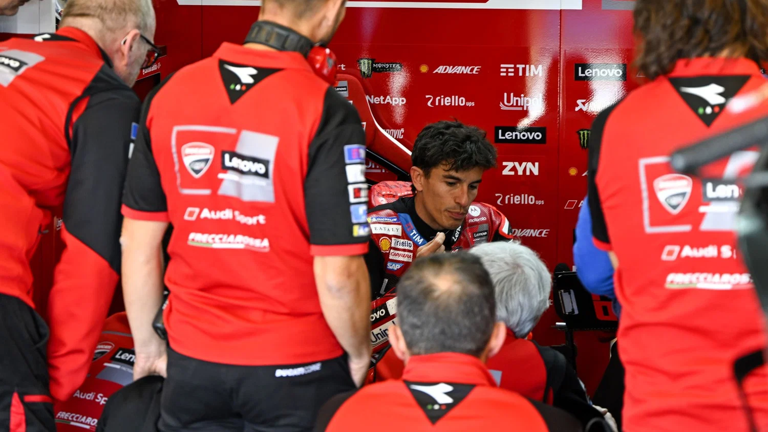 Marc Marquez dupa cazatura din SpanisGP, FOTO Gold & Goose