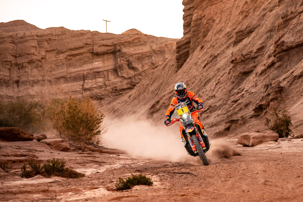 01 SANDERS Daniel (aus), Red Bull KTM Factory Racing, KTM 450 Rally Factory, FIM W2RC, RallyGP, action during the Stage 1 of the Desafio Ruta 40 YPF 2026, 3rd round of the 2026 WR2C on May 25, 2026 around San Juan, Argentina - Photo EdoPhoto / DPPI