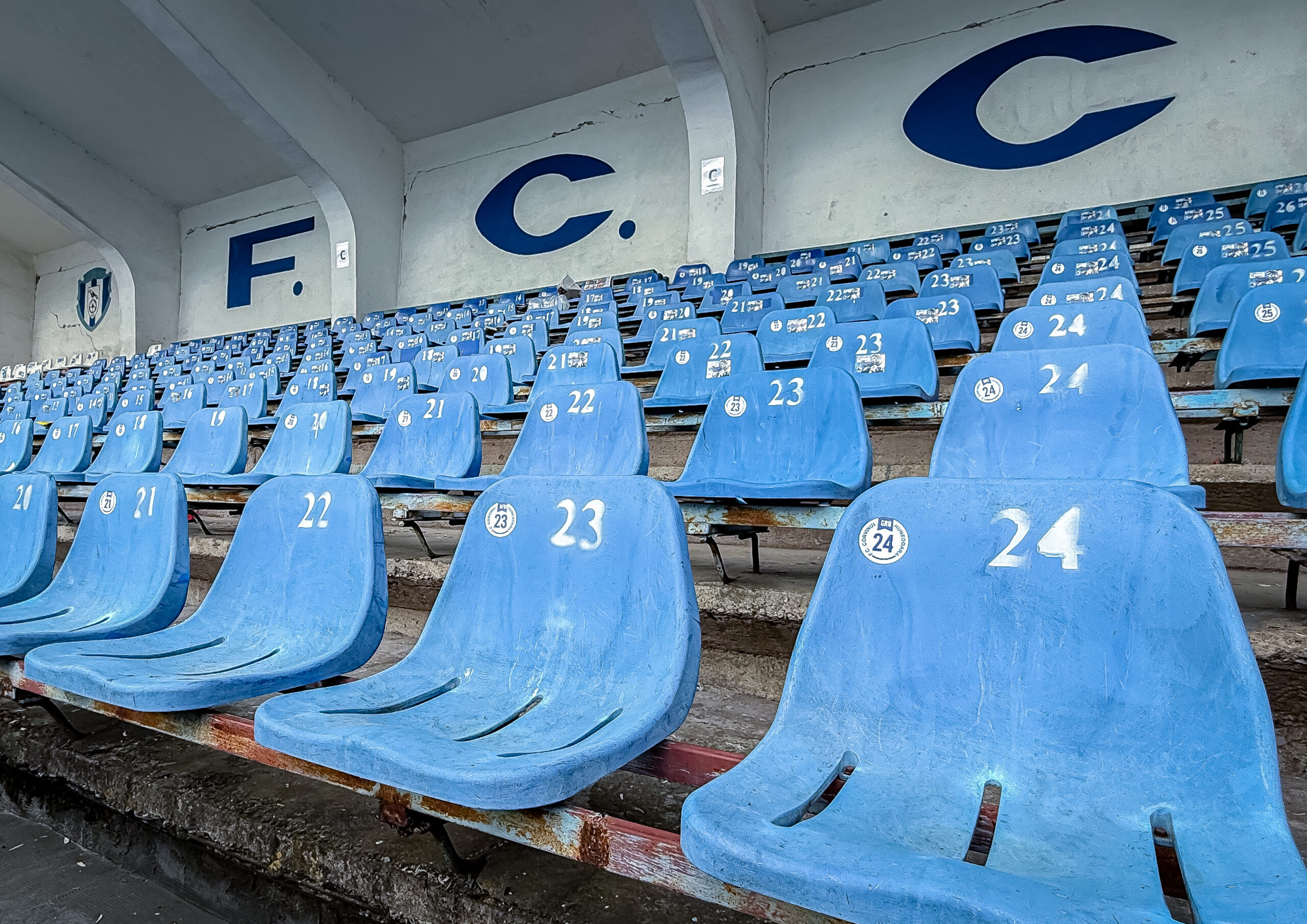 Imagine de ansamblu cu sectorul C, Stadion Corvinul 1921, FOTO/ Alexandru Florea/ SportPulse