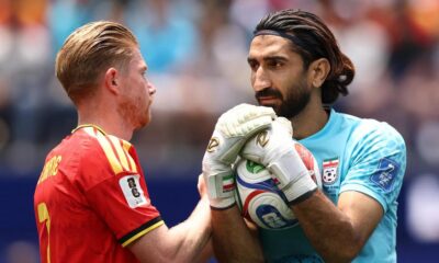 Alireza Beiranvand si Kevin De Bruyne, FOTO: AFP