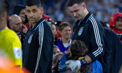 Cristian Romero si Emiliano Martínez, jucatori ai Selectionatei Argentinei, FOTO/ Emil Sebastian Popescu/ ESPphoto/ SportPulse