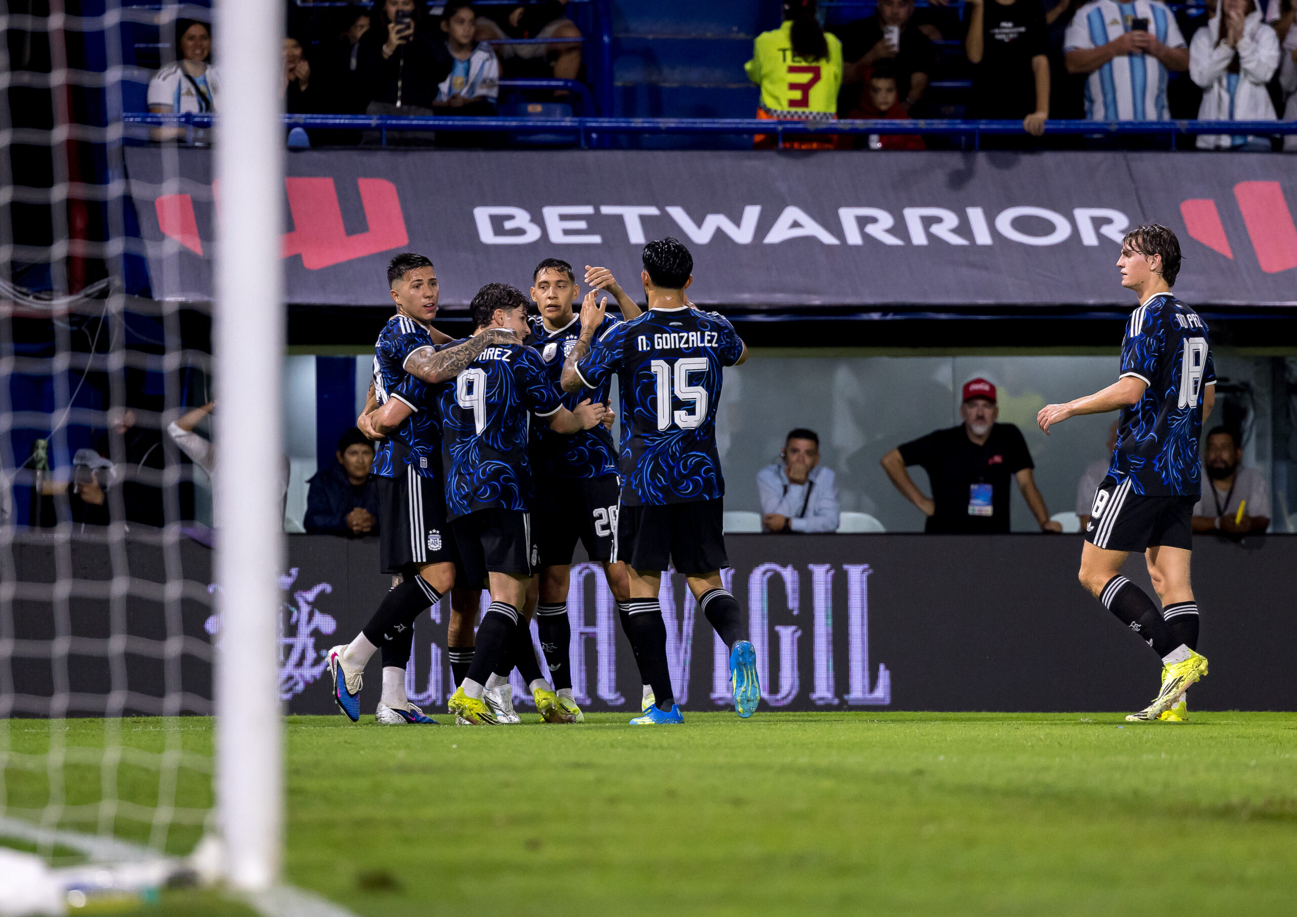 Jucatorii selectionatei Argentina celebrand golul marcat, FOTO/ Emil Sebastian Popescu/ESPphoto/SportPulse