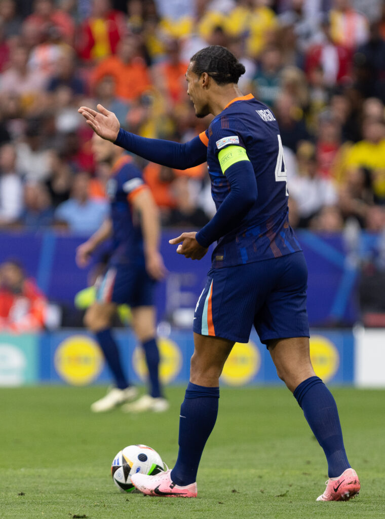 Virgil van Dijk, capitanul Olandei, FOT: Emil Sebastian Popescu/ESPphoto