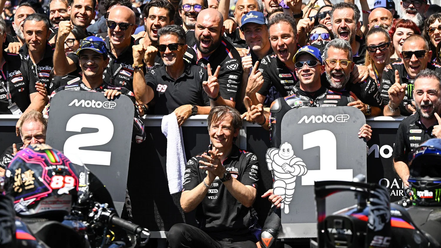 Marco Bezzecchi si Jorge Martin, Aprilia, pe podiumul Italian GP, FOTO: Gold&Goose