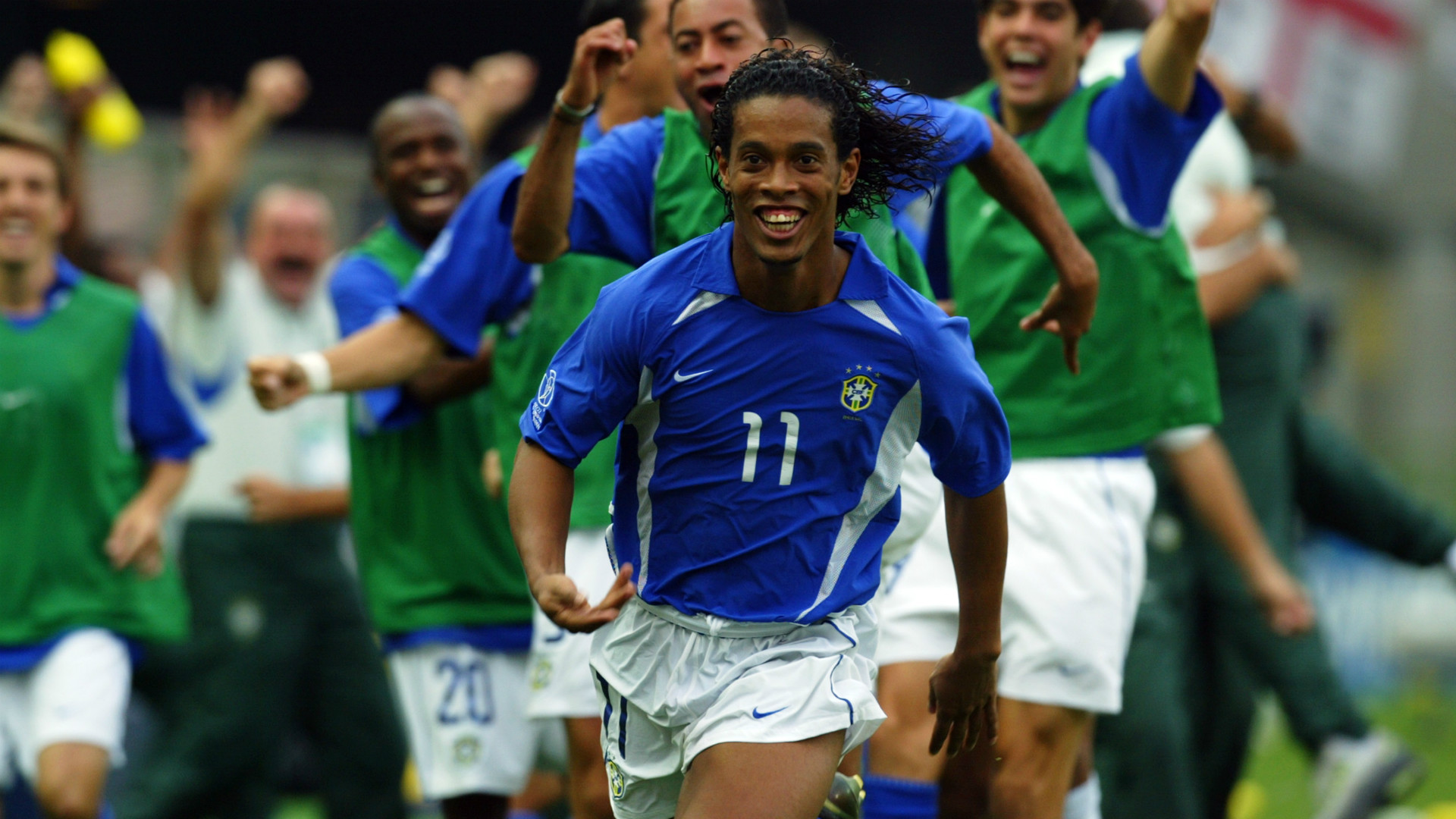 Ronaldinho, dupa golul marcat Angliei la Cupa Mondiala din 2002. FOTO: SportingNews