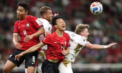 Jae-Sung Lee(10) de la Coreea de Sud in duel cu Pavel Sulc (15) de la Cehia, FIFA World Cup 2026 Group A partida dintre Correa vs Cehia, Guadalajara Stadium, Mexico, FOTO/ AFP