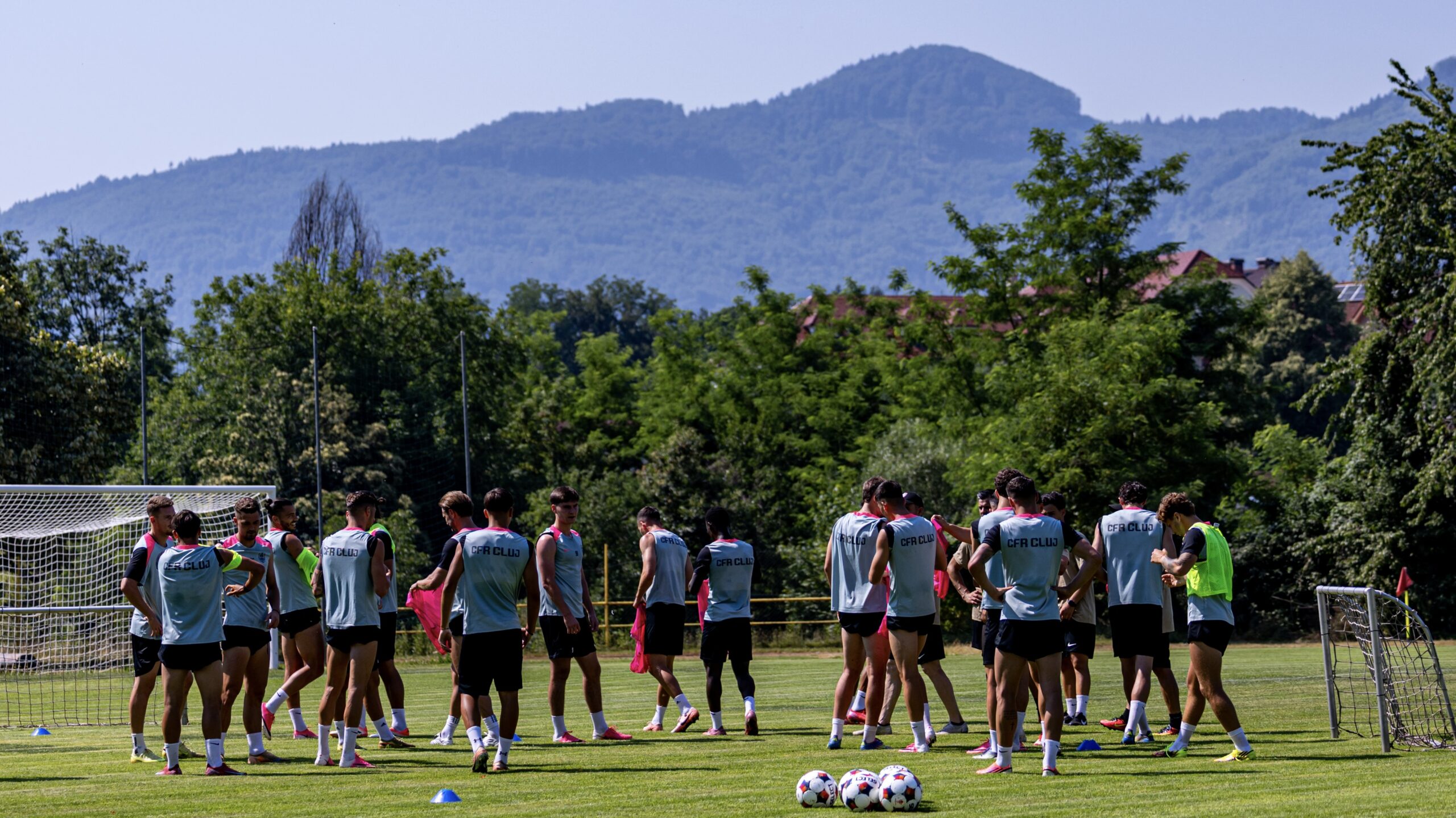 Lotul CFR-ului deplasat in slovenia, FOTO; Horvath Tamas/SportPulse