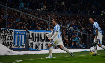 Matko Miljevic, de la Racing Club celebrand golul marcat, FOTO/ Julio Mancini/SportPulse