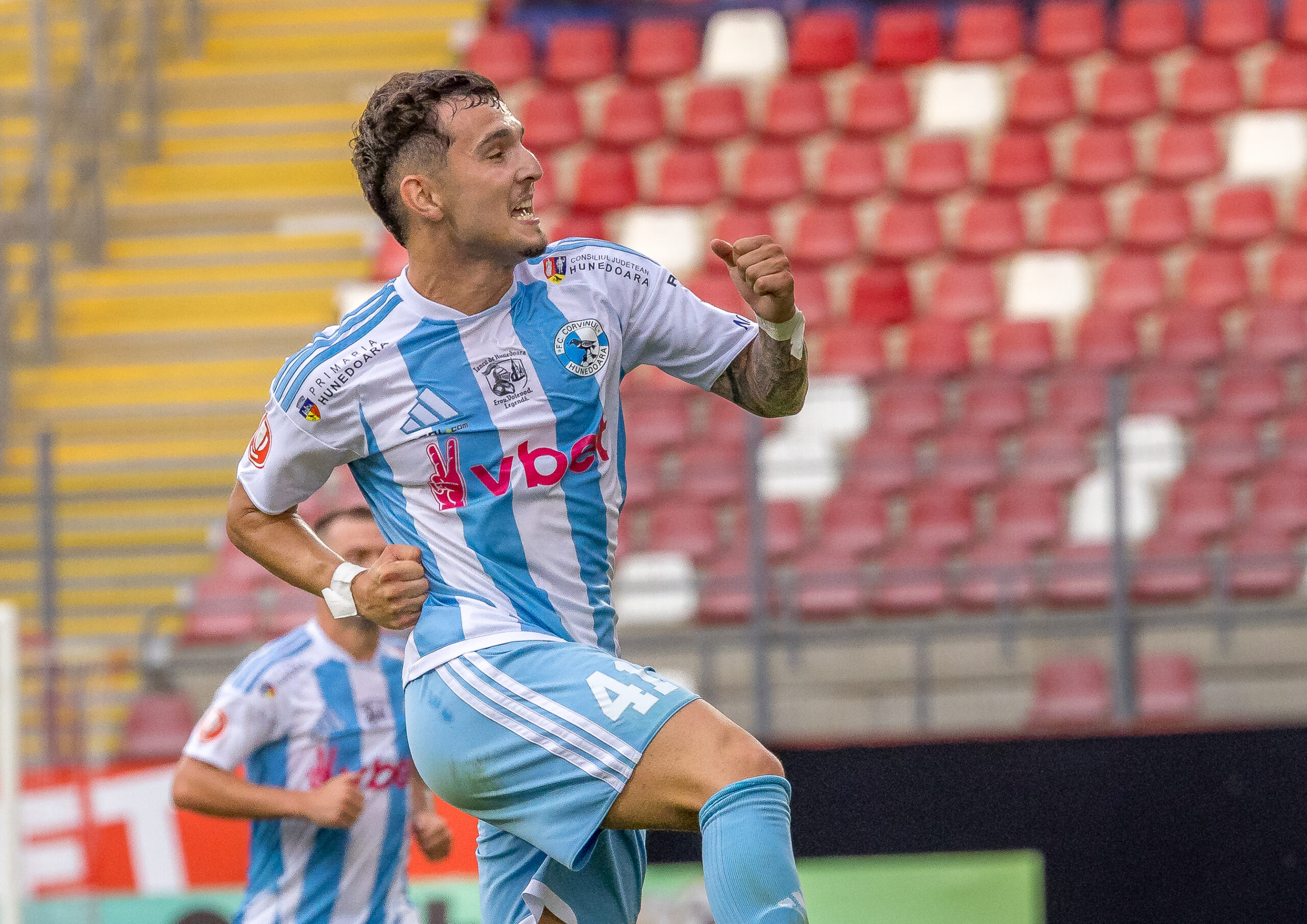 Mario Bratu de la Corvinul Hunedoara, celebrand golul marcat FOTO/ Emil Sebastian Popescu/ ESPphoto/SportPulse