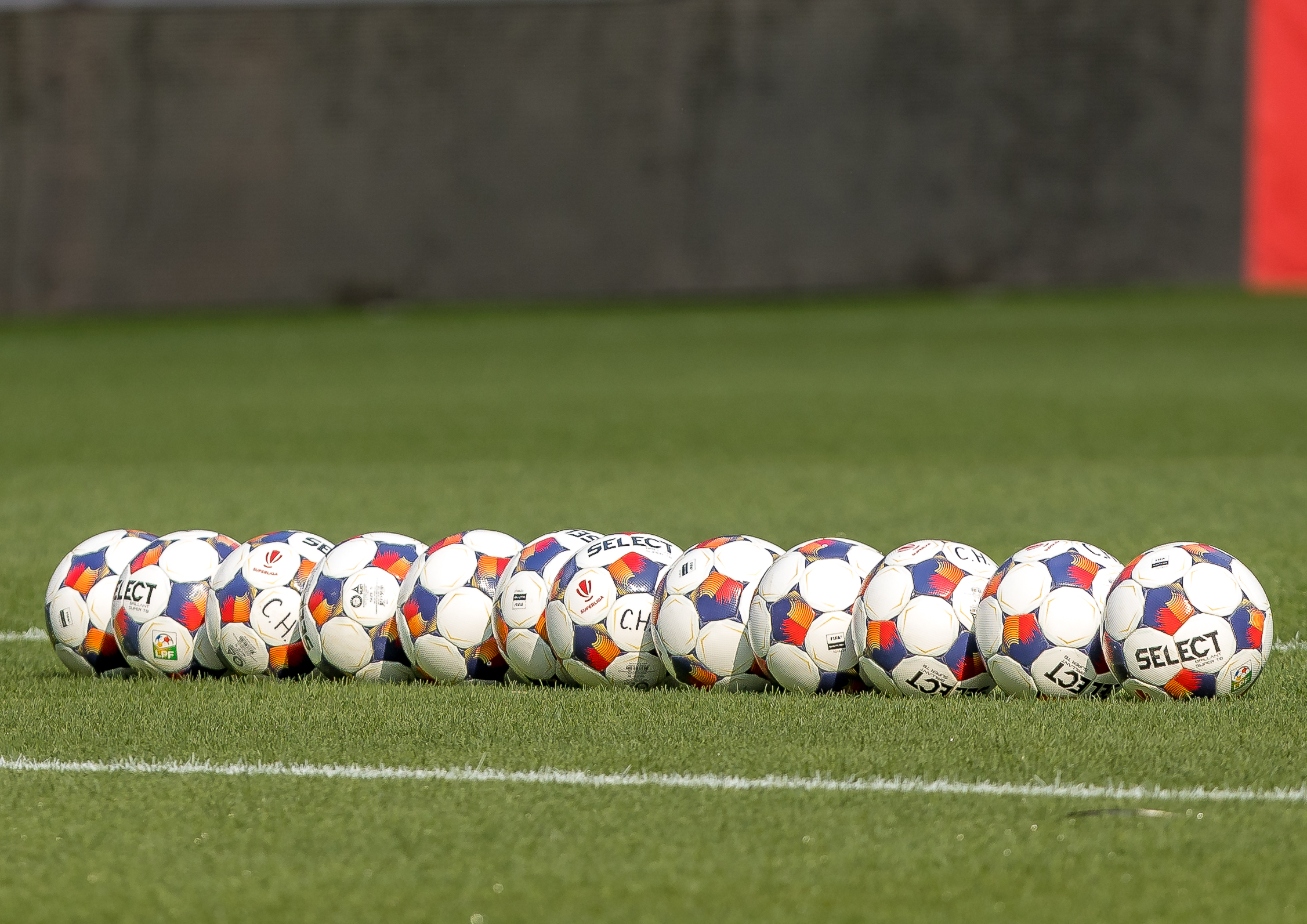Mingea oficiala a Superligii sezon 2026/2027, FOTO/ Emil Sebastian Popescu/SportPulse