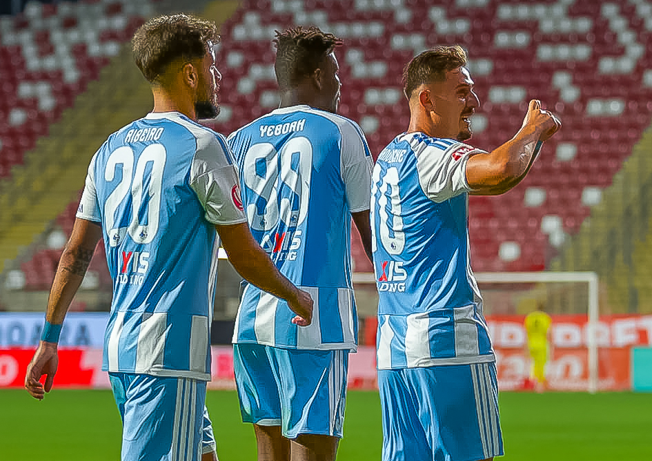 Antoniu Manolache, Corvinul Hunedora celebrand golul din partida de Superliga, din etapa a 5-a, Corvinul vs CFR Cluj, FOTO: Alexandru Florea/SportPulse