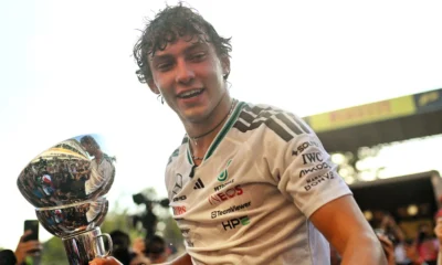 Antonelli celebrand dupa victoria de la Monza, FOTO:XPB Images