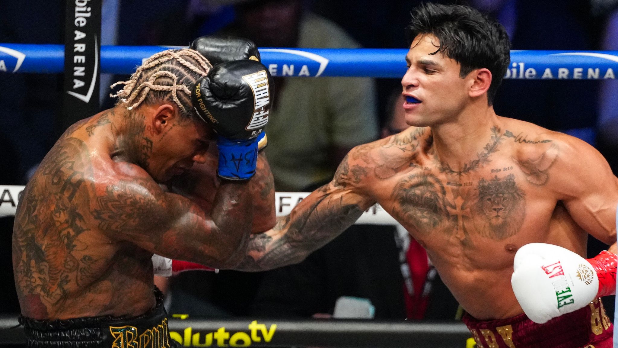 Benn Conor si Ryan Carcia, FOTO:SkySports