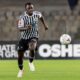 Oucasse Mendy de la U Cluj, in actiune, FOTO/ Masases Sandor
