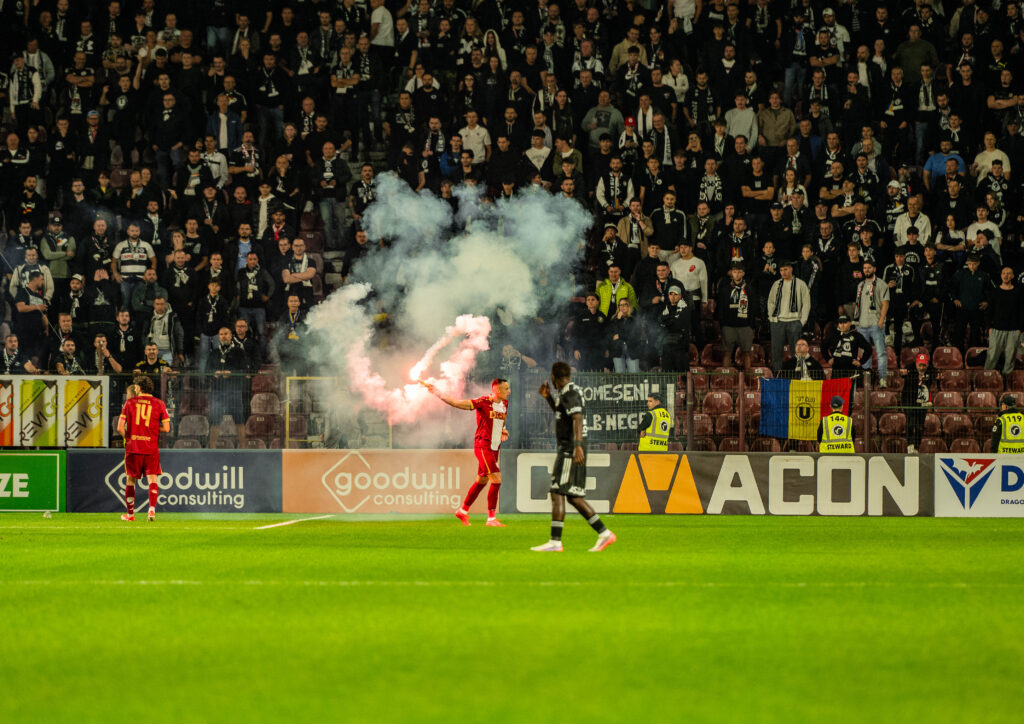 Stefan Drazic de la CFR Cluj celebrand golul marcat in partida CFR Cluj - "U" Cluj din etapa a 4-a a SuperLigii României, dintre CFR Cluj și Universitatea Cluj, disputată pe Stadionul „Dr. Constantin Rădulescu” din Cluj-Napoca, România, 8 octombrie 2026. FOTO / Raul Marica / SportPulse