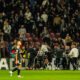 Jucatorii celor de la Universitatea Cluj celebrand golul 3 al echipei lor în partida restantă din etapa a 4-a a SuperLigii României, dintre CFR Cluj și Universitatea Cluj, disputată pe Stadionul „Dr. Constantin Rădulescu” din Cluj-Napoca, România, 8 octombrie 2026. ©FOTO / Raul Marica / SportPulse