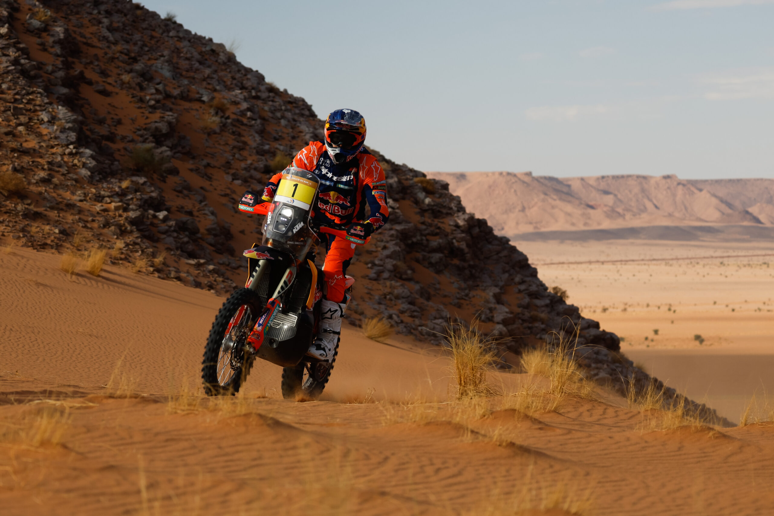 01 SANDERS Daniel (aus), Red Bull KTM Factory Racing, KTM 450 Rally Factory, FIM W2RC, Rally GP, action, during the Stage 4 of the Rallye du Maroc 2026, 4th round of the 2026 WR2C Championship from October 2, 2026 around Zagora, Morocco - Photo Frederic Le Floc'h / DPPI