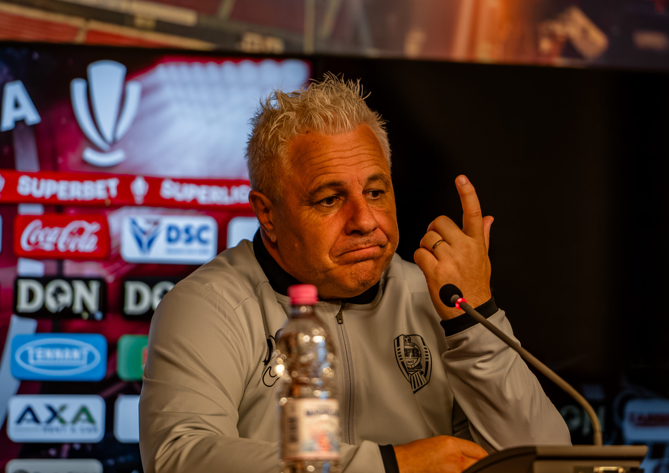 Marius Sumudica antrenor CFR Cluj, la conferinta de presa, FOTO / Raul Marica / SportPulse