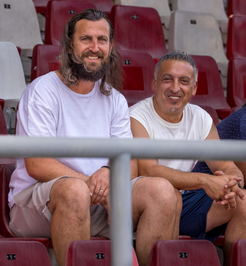 Stefan Mardare (stanga) antrenor academia FC Corvinul 1921, © FOTO: Emil Sebastian Popescu / SportPulse
