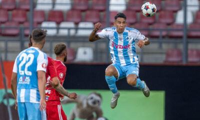 Angel Gillard de la Corvinul in duel pentru minge in partida contand pentru etapa a 3-a din SuperLiga dintre Corvinul Hunedoara vs Sepsi OSK, Stadion Francisc Neuman, Arad, ©FOTO: Emil Sebastian Popescu / SportPulse