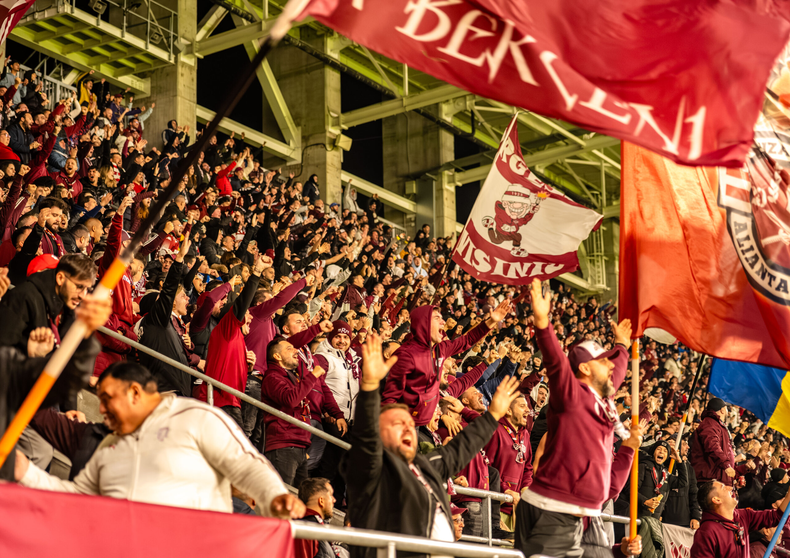 Suporterii celor de la Rapid București, Stadionul „Giulești” din București, România, ©FOTO / Raul Marica / SportPulse